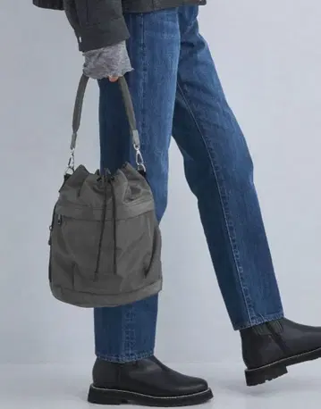 그린 레이블 릴랙싱 발수 포켓 드로스트 백