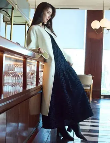 프레이 아이디 컷 자카드 카슈쿨 원피스