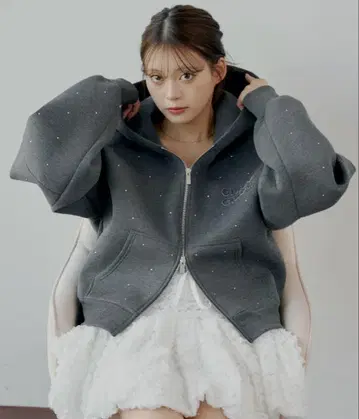 chico W 지퍼 볼륨 슬리브 후드 후드티 차콜 그레이