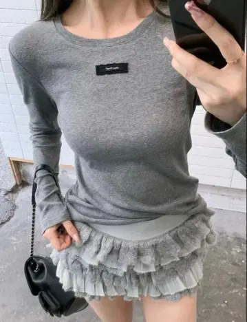 treat urself 로고 긴팔 티셔츠