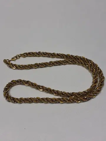 모네 골드 컬러 트위스트 목걸이