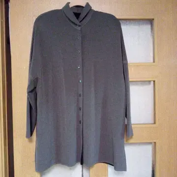 BC 비스케이 버튼 그레이 롱 가디건