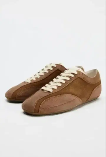 ZARA 프릿 스웨이드 스포츠 스니커즈 40 미사용 새상품