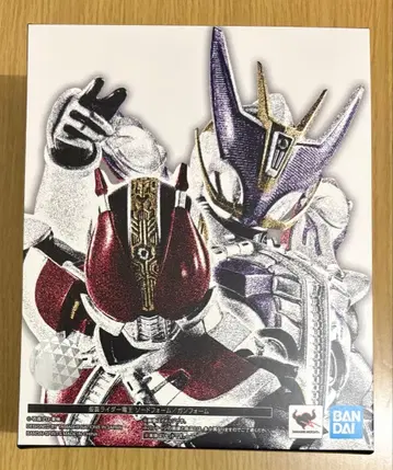 S.H.Figuarts (진골조제법) 가면라이더 덴오 소드 폼