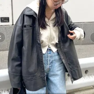 Ungrid 빈티지 블랙 페이크 가죽 자켓