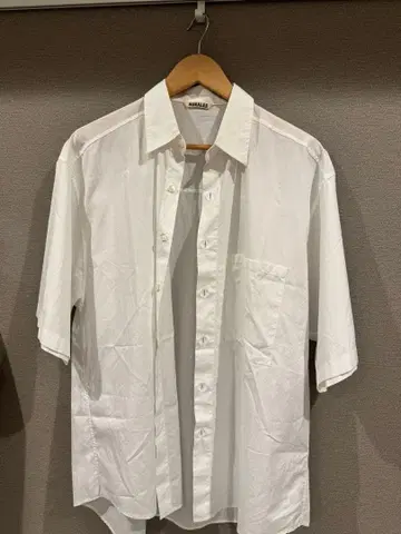 AURALEE 반팔 셔츠 화이트 사이즈 5 택 포함