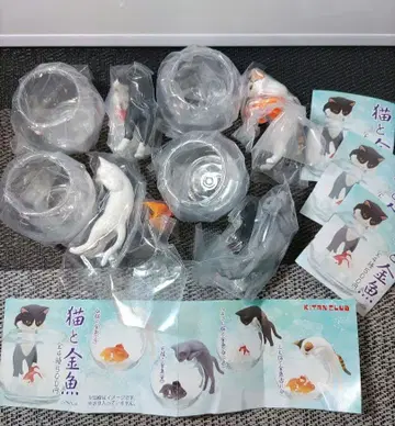 가챠 고양이와 금붕어