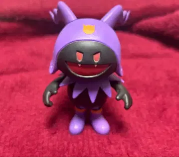 사악한 프로스트 피규어