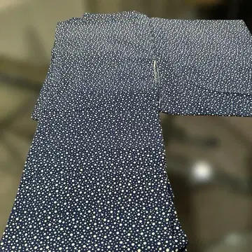 다이쇼아라레 코몬, 절이 있는 크레이프 원단, 거의 새상품급