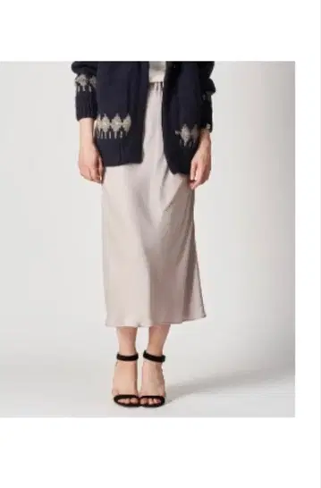 Whim Gazette 새틴 미디 스커트