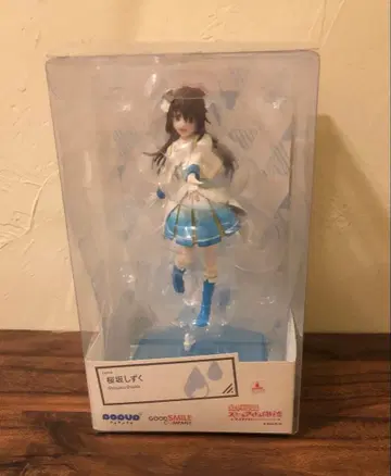 POP UP PARADE 사쿠라자카 시즈쿠 피규어 레인보우 컬러 패션