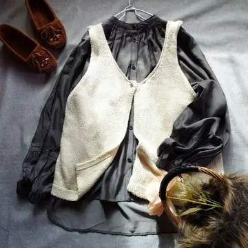 택 포함 새상품 스튜디오 클립 코튼 리리얀 더블 프론트 베스트 L