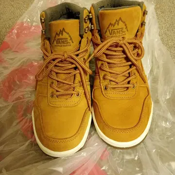 VANS ] 하이컷 스니커즈 28.5cm