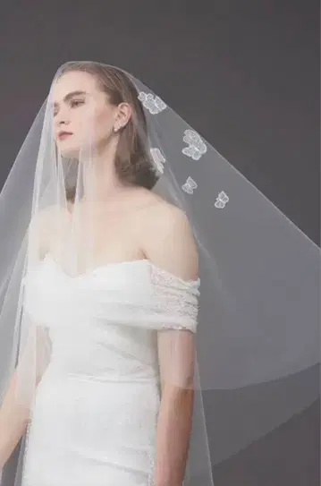 THE TREAT DRESSING 트리트 드레싱 베일 나비와 꽃