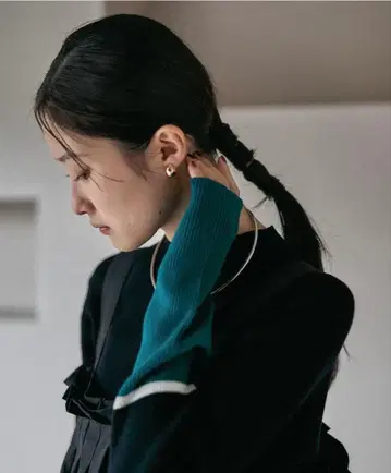 LEPSIM 렙심 12게이지 소매 배색 풀오버 2 그린 x 블랙