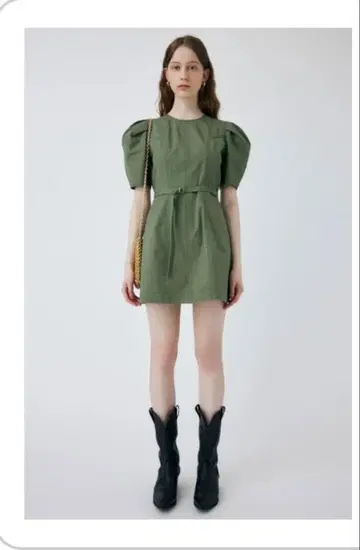 MOUSSY TUCK SLEEVE ZIP UP 미니 드레스