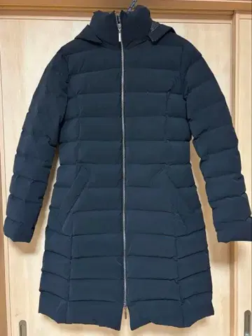 뉴요커 다운 자켓 여성용 11AR 사이즈 블랙