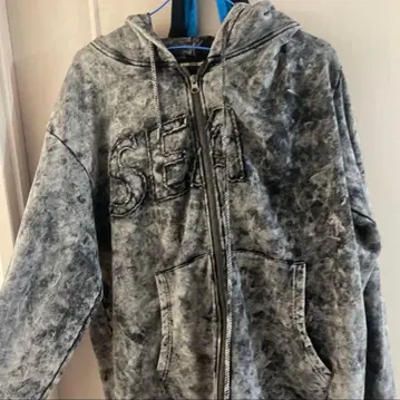 새상품급 윈드앤씨 후드티