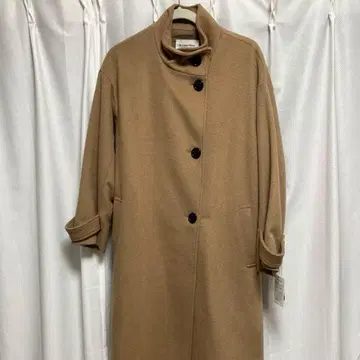 [ 미사용 새상품 ] le.coeur blanc 베이지 카멜 롱 코트