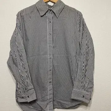 Loungedress 새상품급! 스트라이프 긴팔 셔츠 (화이트와 블랙)