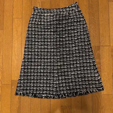 CELFORD 무릎 기장 스커트 사이즈 38