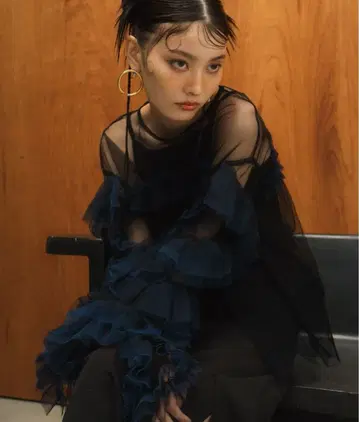 [ 미사용 ] 데코라티브 튤 상의