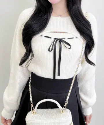 INGIN 화이트 리본 포함 니트 스웨터 긴팔