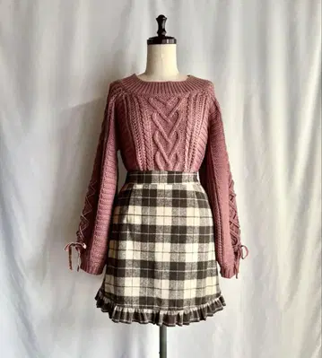 택 포함 새상품 evelyn 에블린 밑단 프릴 스커트