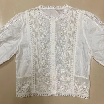 라리무 레이스 블라우스 면 100%