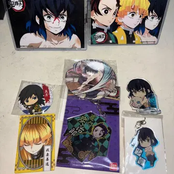 귀멸의 칼날 아크릴 키링 캔뱃지 세트