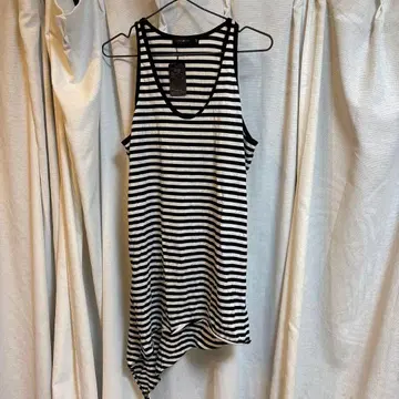 CIVARIZE 화이트 블랙 스트라이프 탱크탑 M