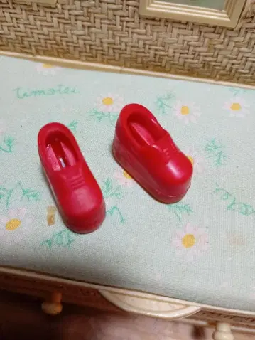 2대 리카짱 빨간색 마그넷 신발