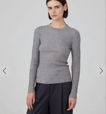 [ 새상품 ] 투모로우랜드 캐시미어 실크 리브 크루넥 풀오버