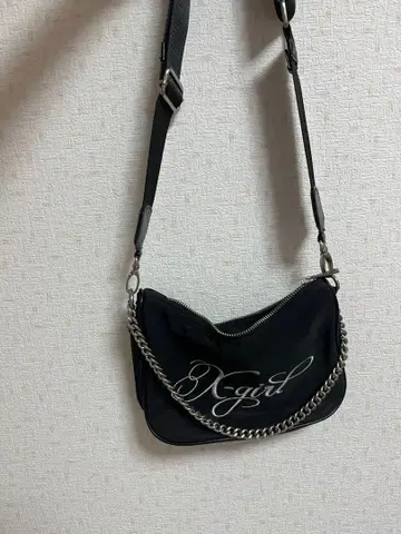 Xgirl 로고 자수 블랙 숄더백