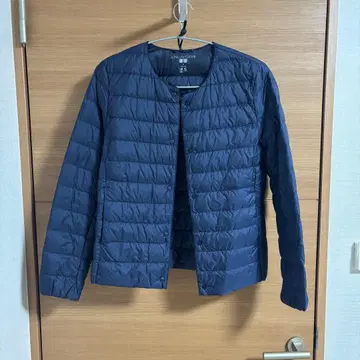 미사용 새상품 UNIQLO ULTRA LIGHT DOWN 네이비 M