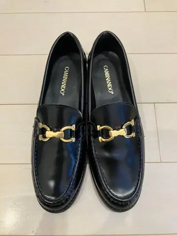 드레 스테리아 구매 카미난드 CAMINAND 아몬드 토 씨 로퍼 7