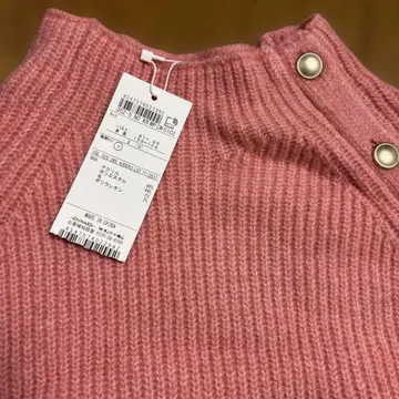 미사용 새상품! 에니시스 anysis 보틀넥 니트 살몬 핑크