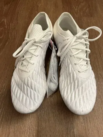 미사용 새상품 언더아머 축구 스파이크 26.5