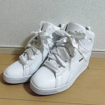 푸마 인힐 스니커즈 24.5cm