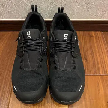 on CLOUD WATERPROOF 온 스니커즈