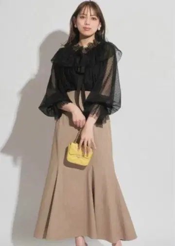 mystrada 플레어 스커트, 사이즈 38. 베이지 스커트