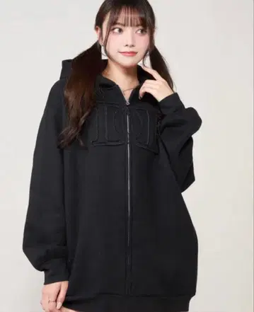 Darich 다리치 아플리케 DD 로고 후드티 블랙