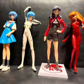 에반게리온 피규어 세트