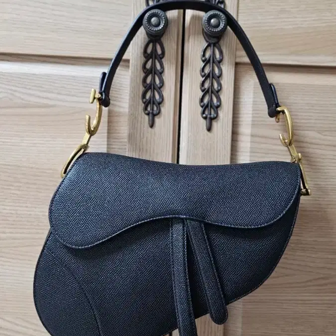 COMME des GARÇONS HOMME PLUS Boston bagＭ Amazon.co.jp: COMME DE GARCONS HOMME PLUS BOSTON BAG L BLACK