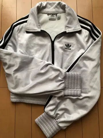 adidas 숏 기장 트랙 자켓