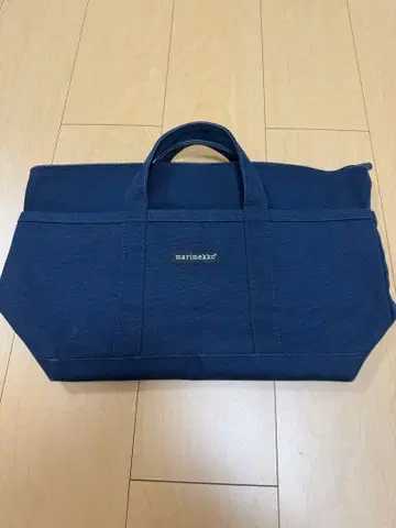 [ 새상품급 ] marimekko 마리메꼬 토트백 캔버스 블랙색상