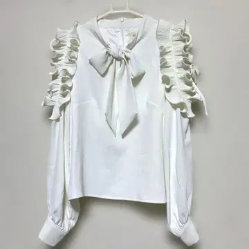 Evelyn 소매 프릴 리본 상의