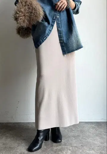 새상품 미사용 Dou Dou 니트 타이트 스커트