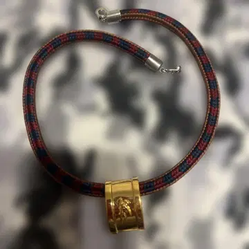 빨파 스트라이프 목걸이