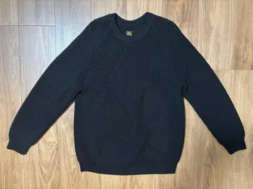 바토너 BATONER SIGNATURE CREW NECK